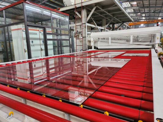 Sản phẩm tại nhà máy kính Long Phúc